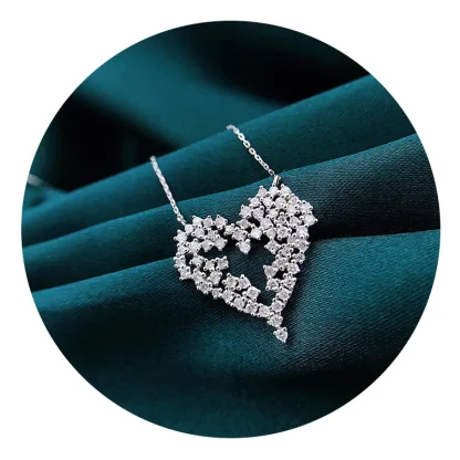 Luxury Heart Necklace with Hollow Design - Image 3