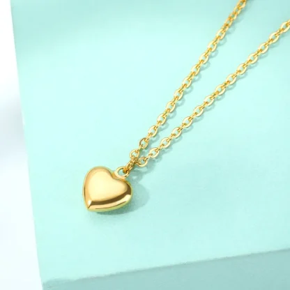 Shiny Minimalist Chain Heart Necklaces - Image 3