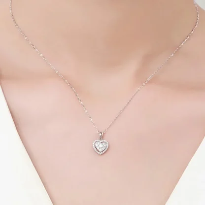 Sparkly Heart Pendant Luxury Necklace - Image 2
