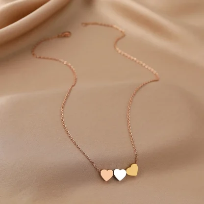 Cute Necklace with 3 Pieces Heart Pendant