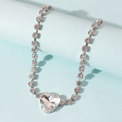 Luxury Choker Heart Necklaces - Image 6