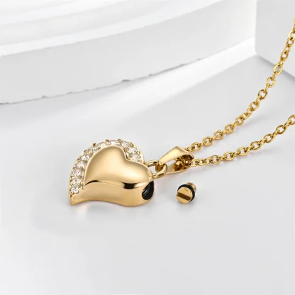 Luxury Necklace with Wavy Heart Pendant