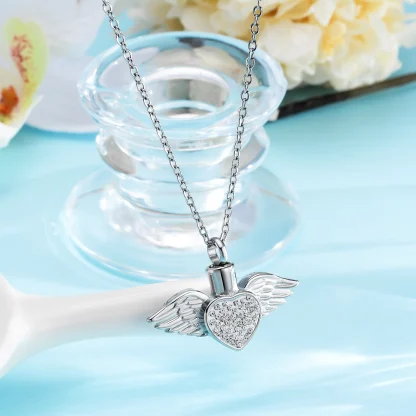 Luxurious Heart Necklace with Wing Decor - Image 5