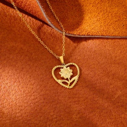 Minimalist Necklace with Mini Heart Pendant - Image 6