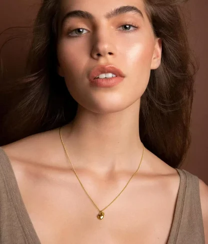 Dainty Necklace with Heart and Round Pendant - Image 4