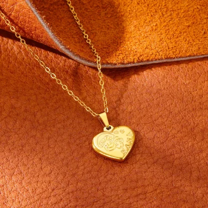 Minimalist Necklace with Mini Heart Pendant - Image 7