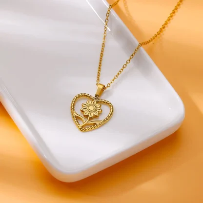 Minimalist Necklace with Mini Heart Pendant - Image 5