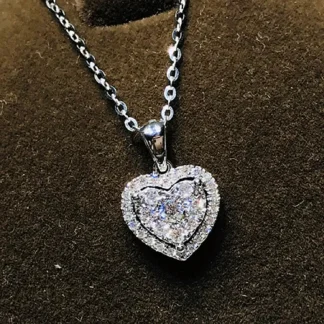 Sparkly Heart Pendant Luxury Necklace