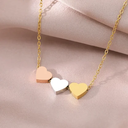 Cute Necklace with 3 Pieces Heart Pendant - Image 7