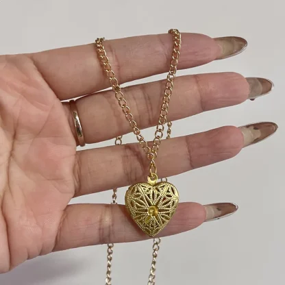 Retro Necklace with Heart Locket Pendant - Image 6